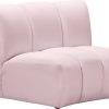 LIMITLESS PINK CHAIR - Image 4